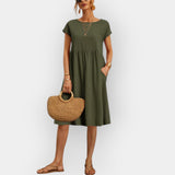 Vestido Midi com Linhas Elegantes