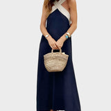 Vestido Elegante com Costas Descobertas e Decote Cruzado Moderno