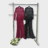 Vestido de renda assimétrico com design requintado