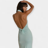 Vestido Maxi com Gola e Laço