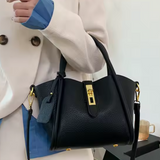 Alicia - Mala em pele