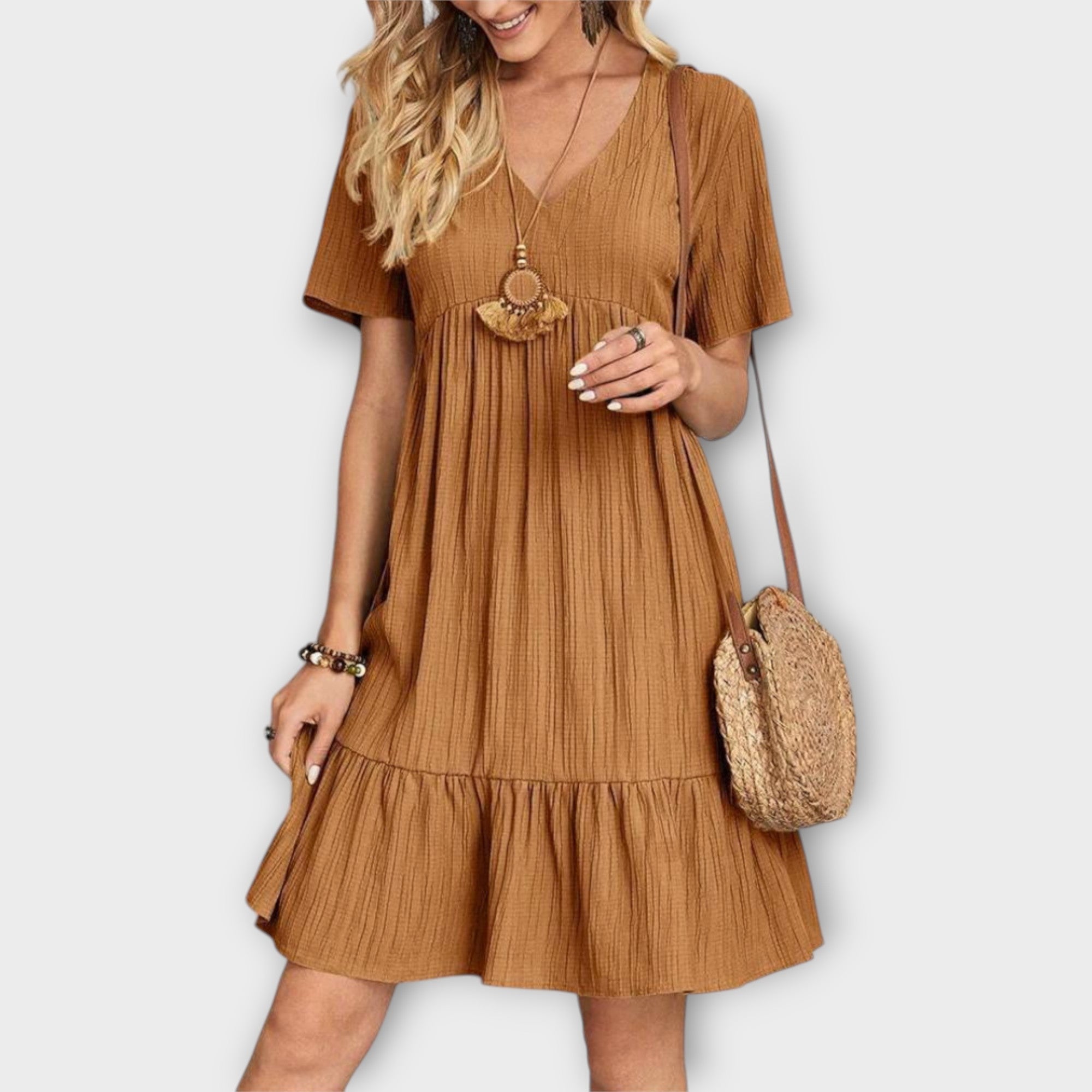 Vestido Boho de Verão com Pregas e Manga Curta