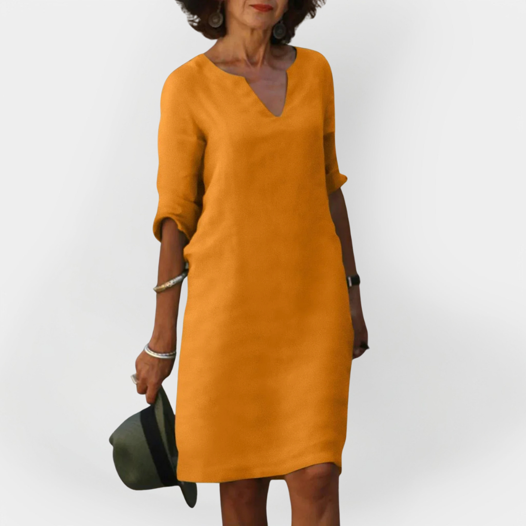 Vestido Diário com Decote em V