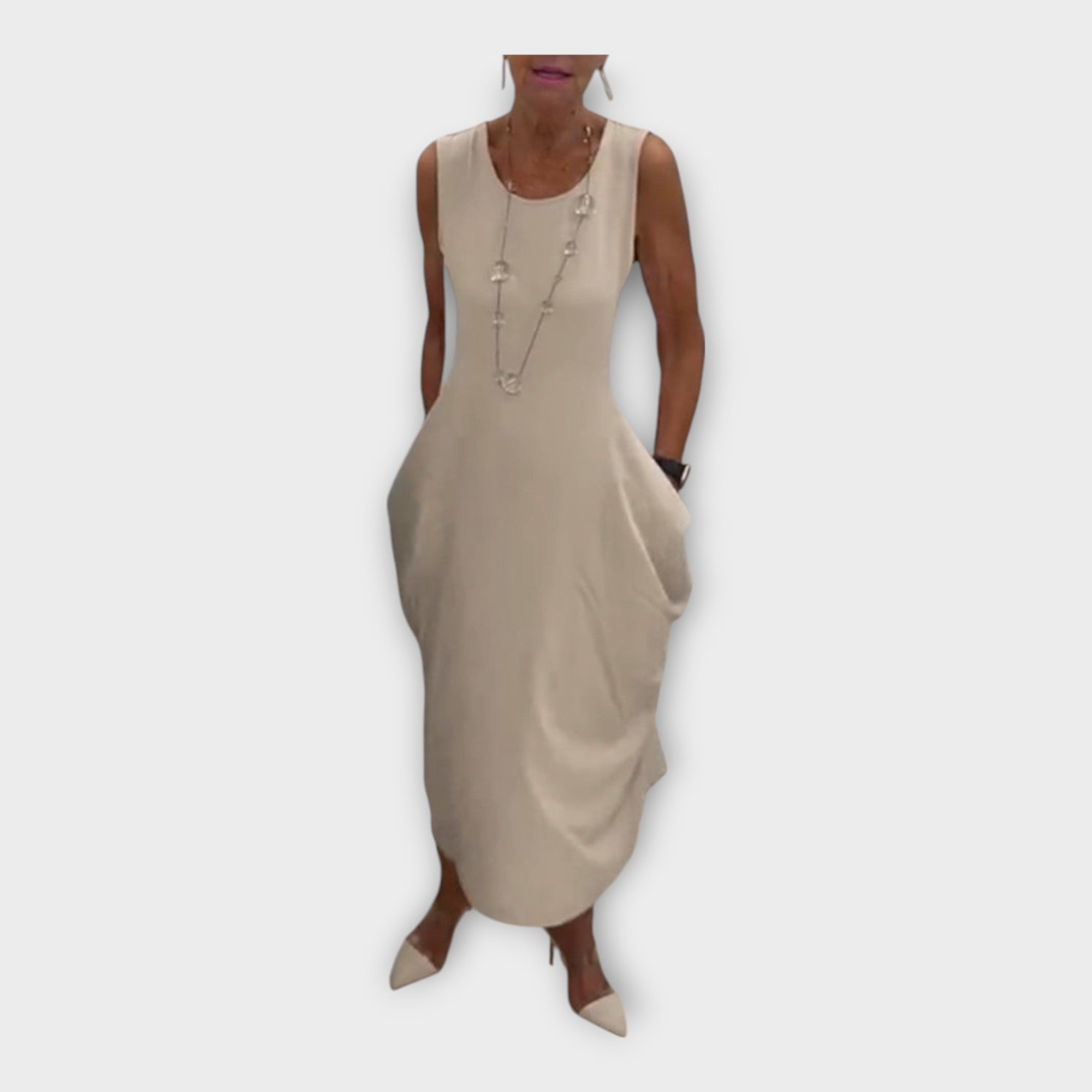 Vestido leve com silhueta moderna e bolsos