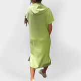 Vestido Diário com Capuz