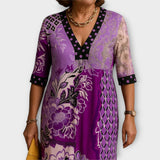 Vestido com Decote Elegante e Designs Únicos