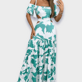 Vestido ajustado com silhueta em tecido luxuoso