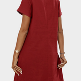 Vestido Mini com Manga Curta e Zíper no Decote