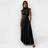 Vestido Estiloso com Cortes