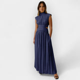 Vestido Estiloso com Recortes