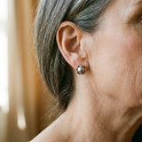 Brincos Elegantes de Pérola Preta