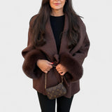 Dagmar™ | Casaco elegante com pelagem ecológica