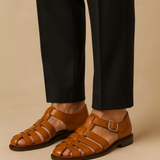 Grazio™ | Sandália Fechada com Fivela