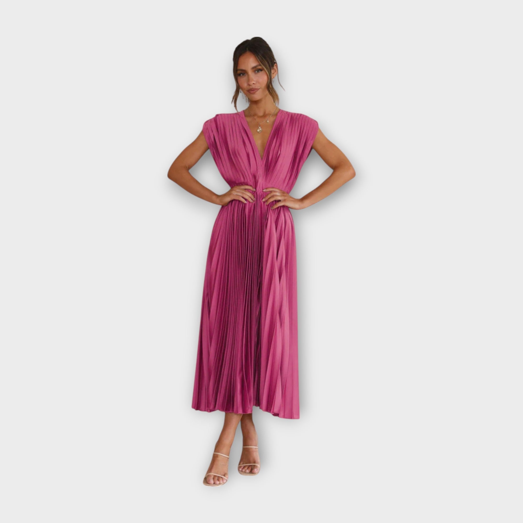 Vestido Midi Plissado com Elegância Romântica