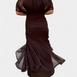 Catarina - Vestido Elegante com Detalhes em Renda