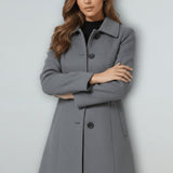 Teresa – Casaco Elegante de Corte Clássico