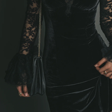 Leonor – Vestido Noir Elegance