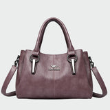 Bolsa de ombro elegante atemporal