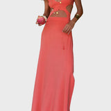 Vestido Confortável com Cut-Out