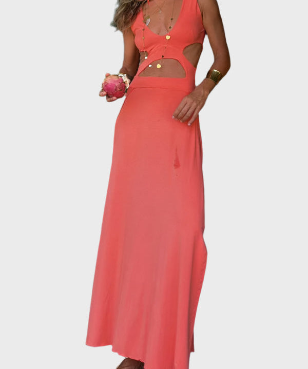 Vestido Confortável com Cut-Out