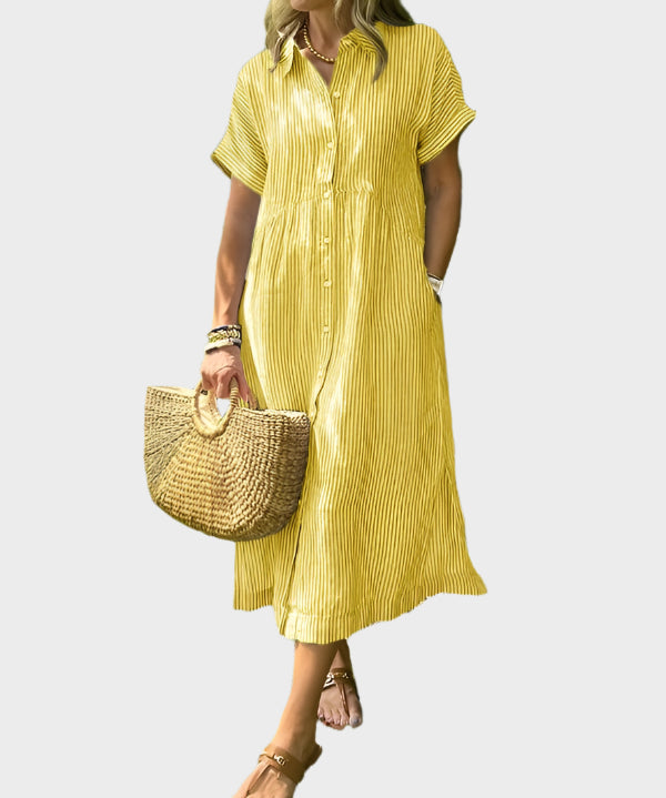 Vestido Camisa Listrado com Penas, Botões e Bolsos Funcionais