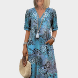 Vestido Arejado com Padrão de Verão e Decote em V