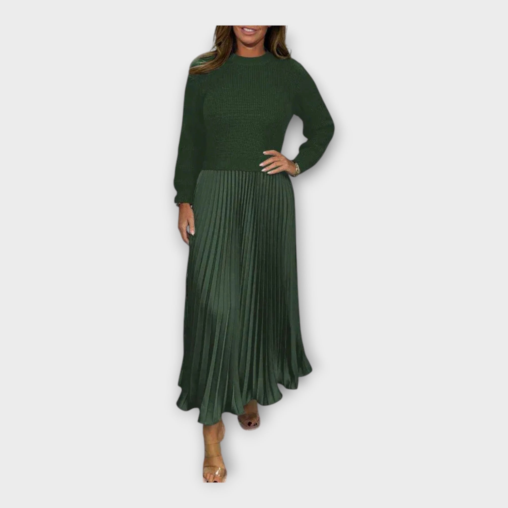 Vestido Elegante com Design Plissado e Estética Intemporal