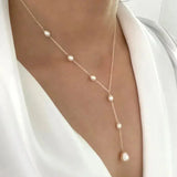 Colar Vintage com Pendente de Pérolas